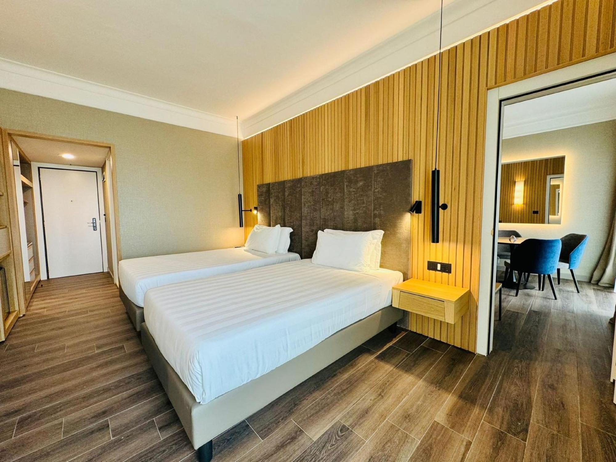 圣彼得皇冠假日酒店（Hotel Crowne Plaza St.Peter's By Ihg）