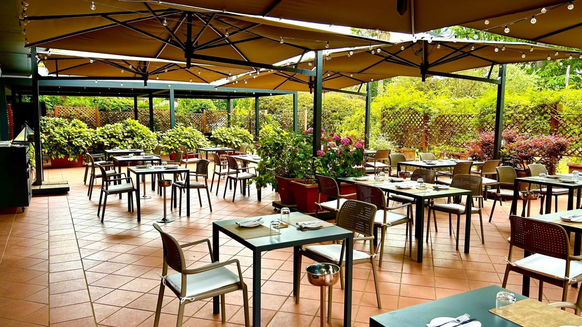 圣彼得堡皇冠假日酒店（Crowne Plaza St.Peter's By Ihg Hotel）4*