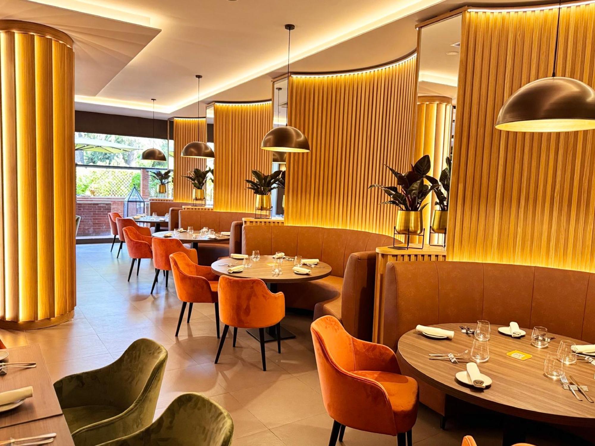 圣彼得皇冠假日酒店（Hotel Crowne Plaza St.Peter's By Ihg）