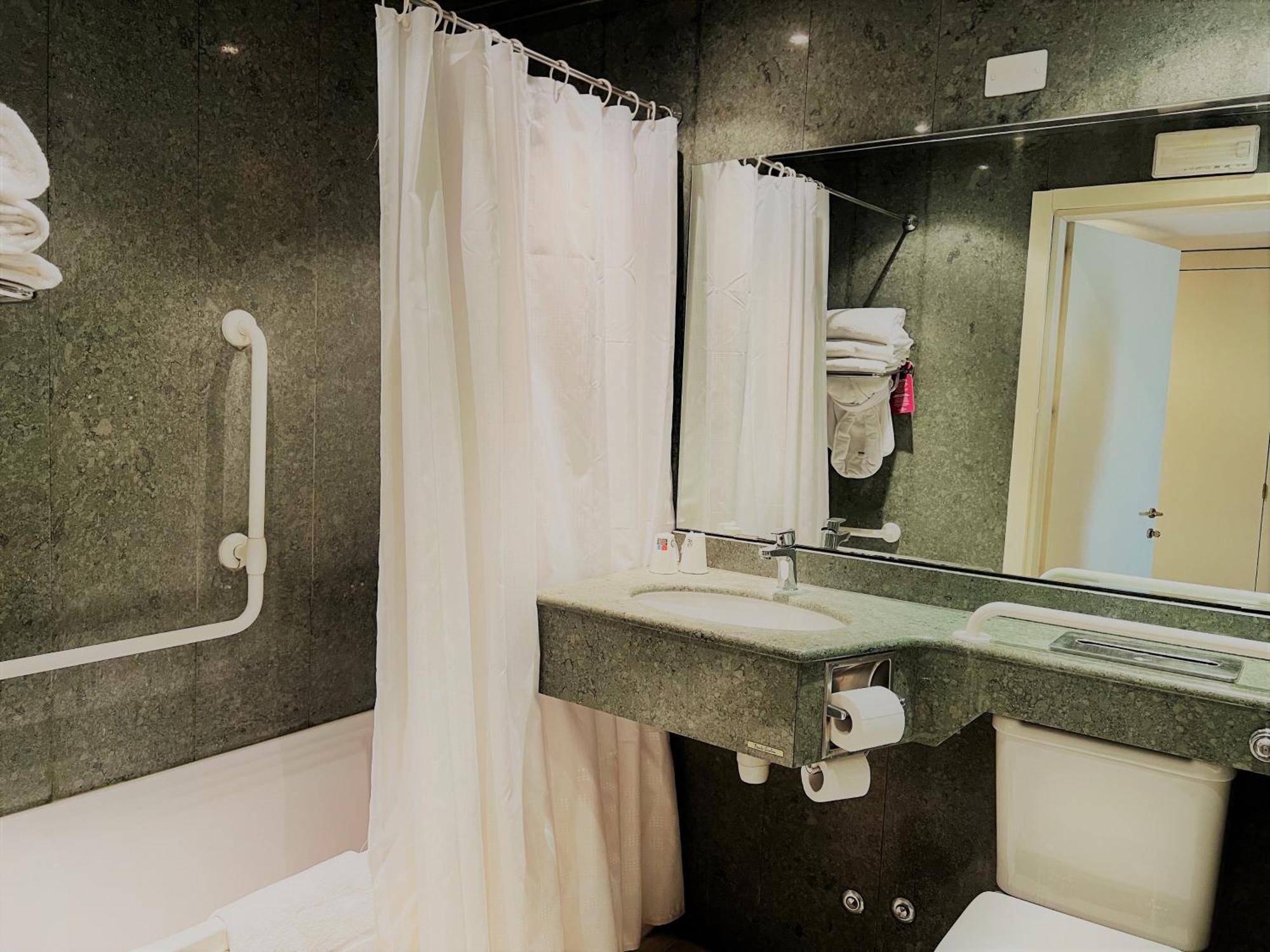 Crowne Plaza St. Peter's By Ihg Rom