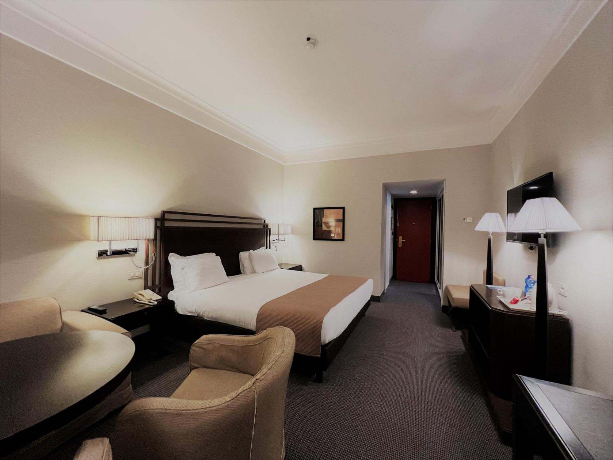 Crowne Plaza St. Peter's By Ihg Rom