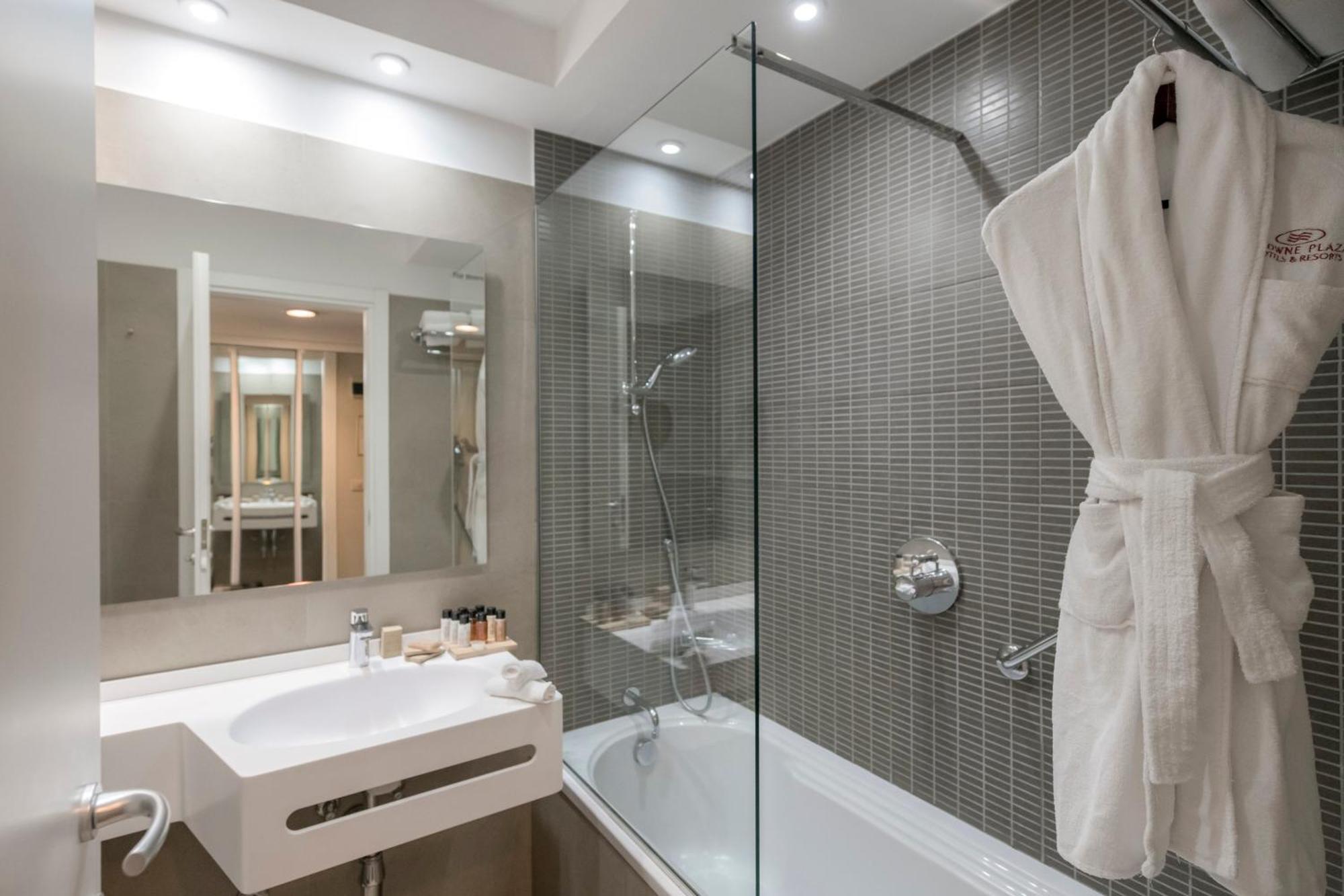 Hotel Crowne Plaza St. Peter's By Ihg