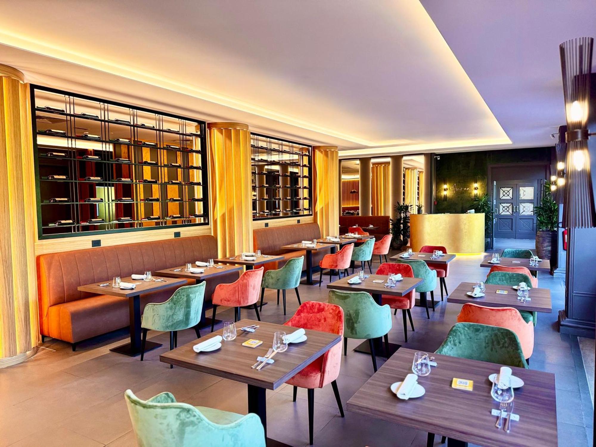 Hotel Crowne Plaza St. Peter's By Ihg 4*